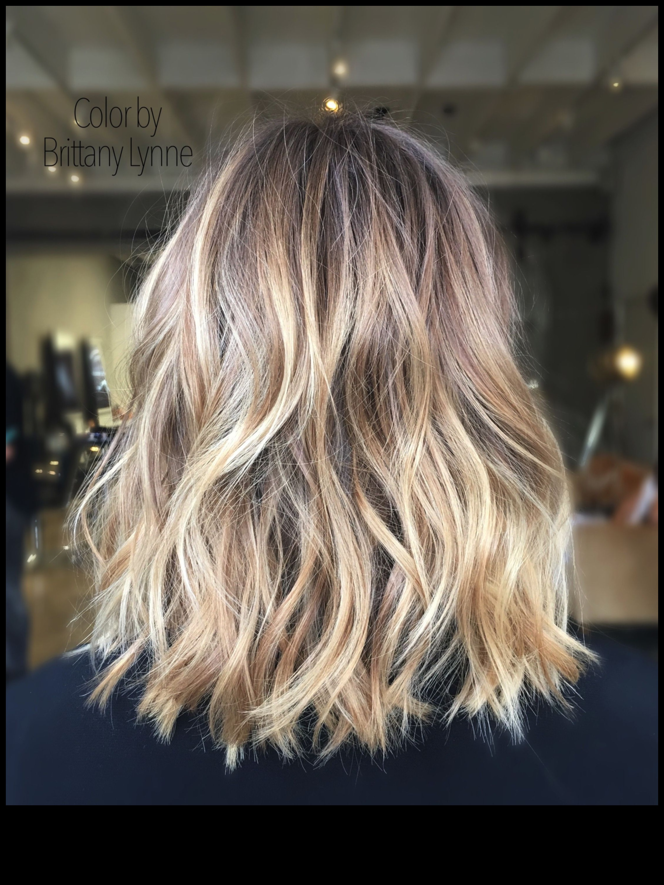 Balayage Bliss: השג מראה נשיקת שמש עם תסרוקות בלונדיניות
