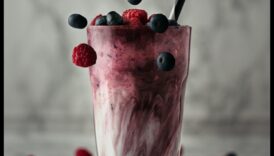 סימפוניה מלאת טעם: הרמוניה של טעמים בכוס המרעננת שלך